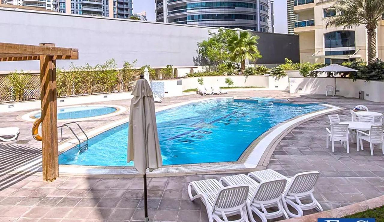 Entire Apartment - Marina - Spacious And Perfect Location Dubai Eksteriør billede